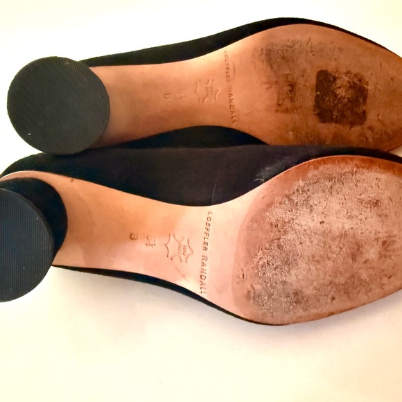 Loeffler Randall Black Heels with unique round heel - Picture 3 of 4